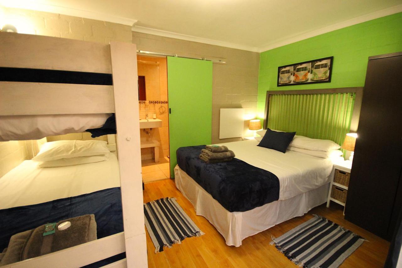 Saltycrax Backpackers And Surf Hostel By Curiocity Bloubergstrand Εξωτερικό φωτογραφία