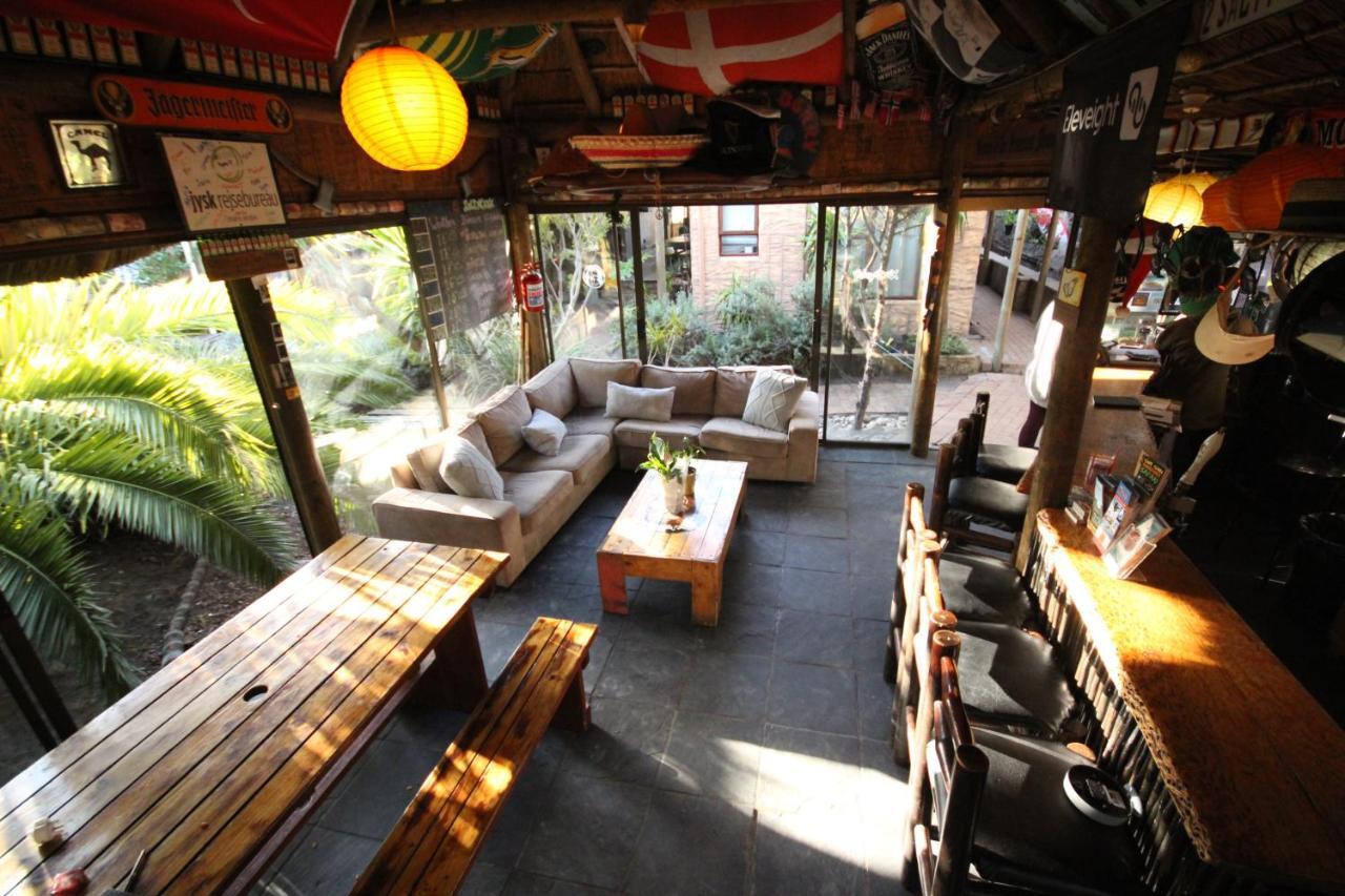 Saltycrax Backpackers And Surf Hostel By Curiocity Bloubergstrand Εξωτερικό φωτογραφία